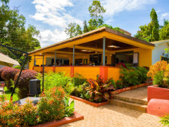 Moonshadow Bar And Restaurant, Moonshadow Bar and Restaurant, La Gelateria Ice Cream Kampala photo