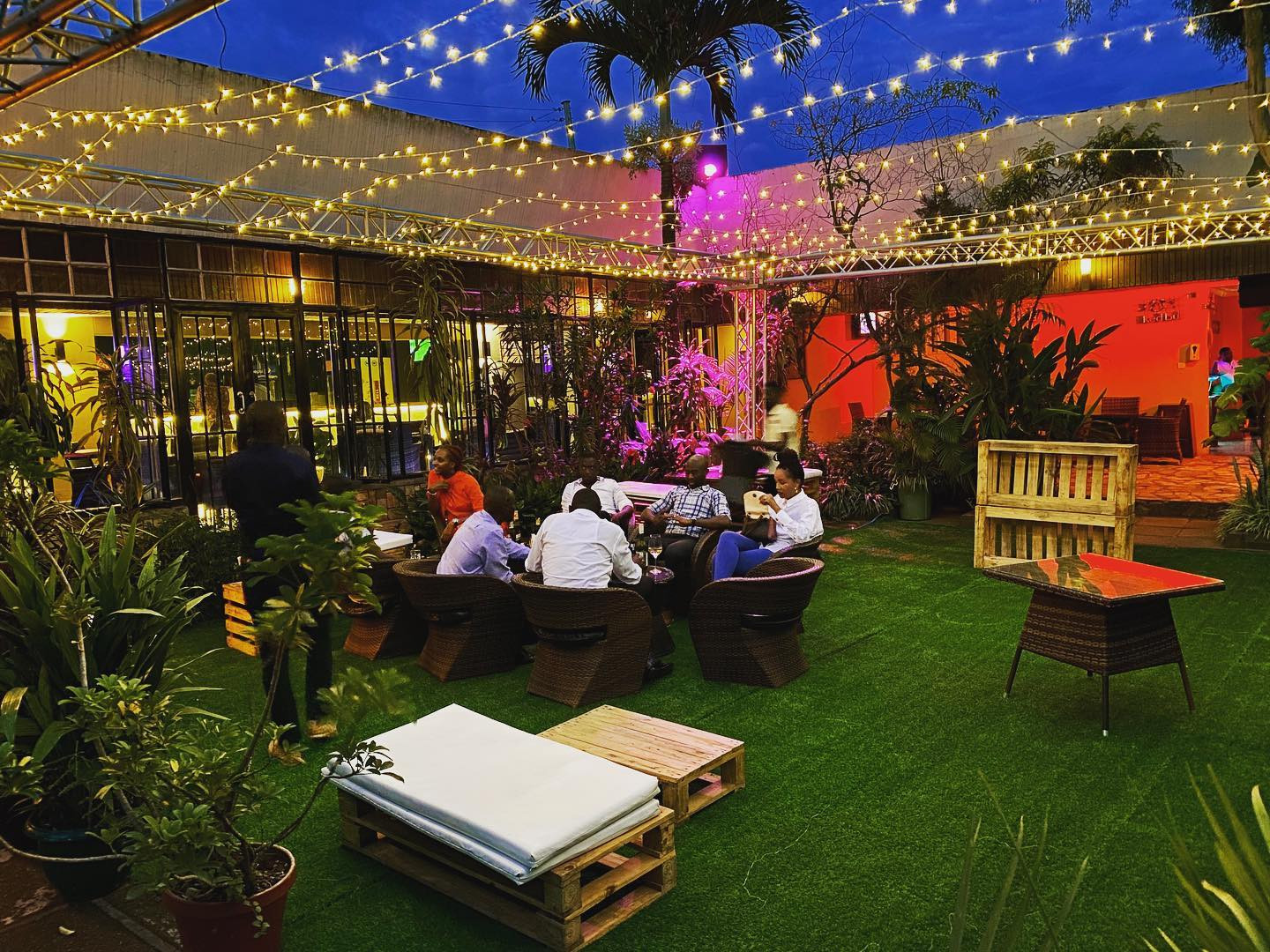 Zone 7 Restaurant Mbuya