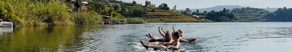 Lake Bunyonyi Rock Resort 